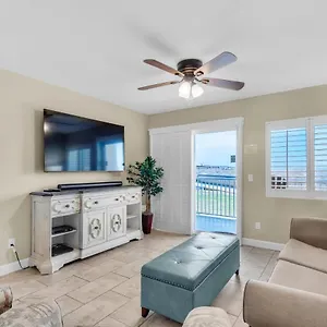 https://hol-surf-racquet-club-101-d-condo.panamacity-beachhotels.com